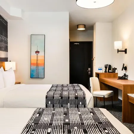 Acclaim Hotel By Clique-2